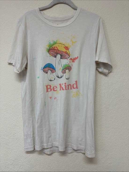 imogene + willie Tops - Imogene and Willie unisex Be kind graphic t shirt top size S